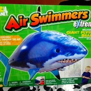BRAND NEW ANIMAL PLANET AIR SWIMMERS EXTREME RADIO CONTROL